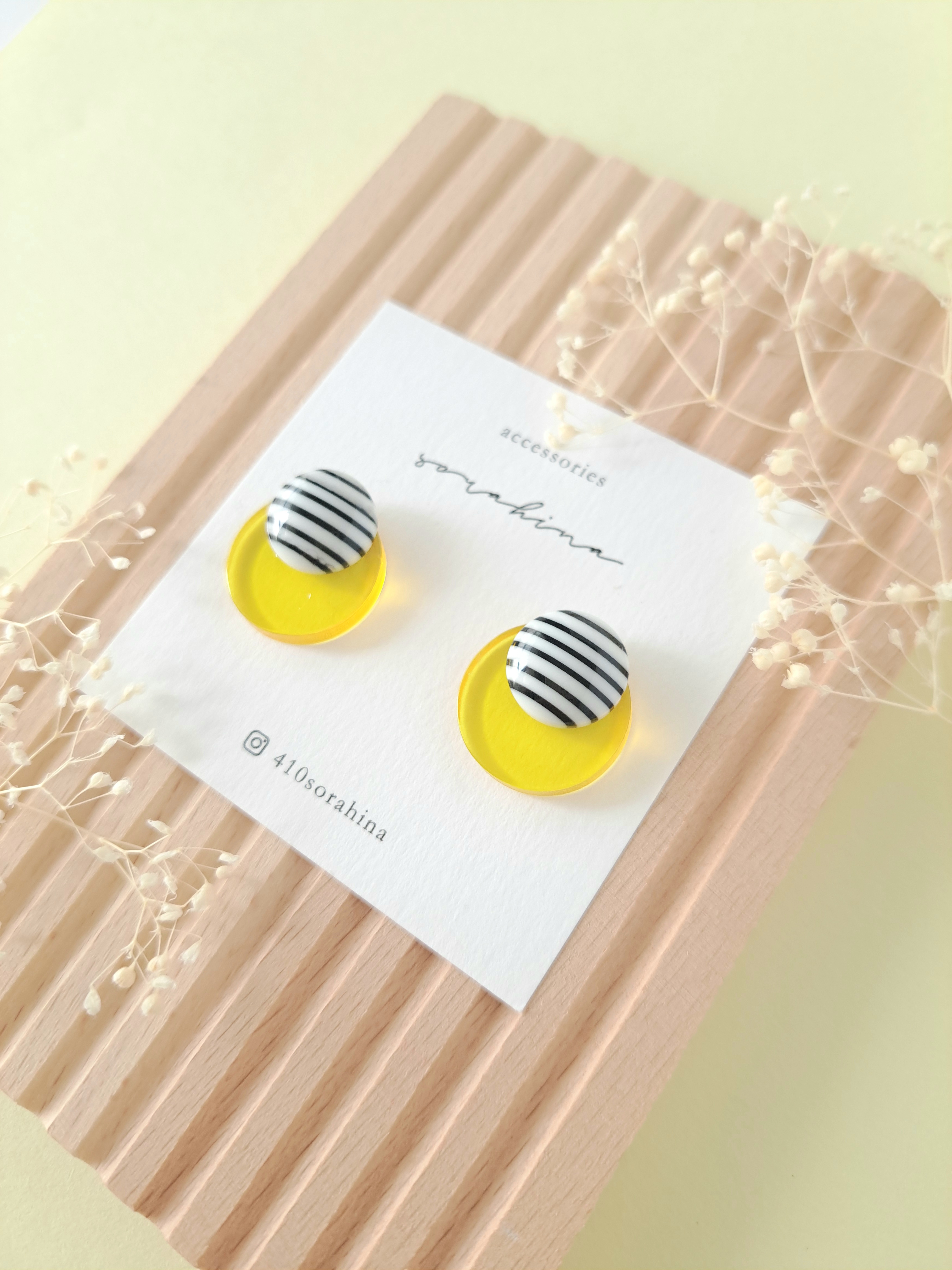 ★c　"心動かすアクセサリー…"　春　夏　レトロ×クリアイエロー　ボーダー　ピアス／イヤリングe