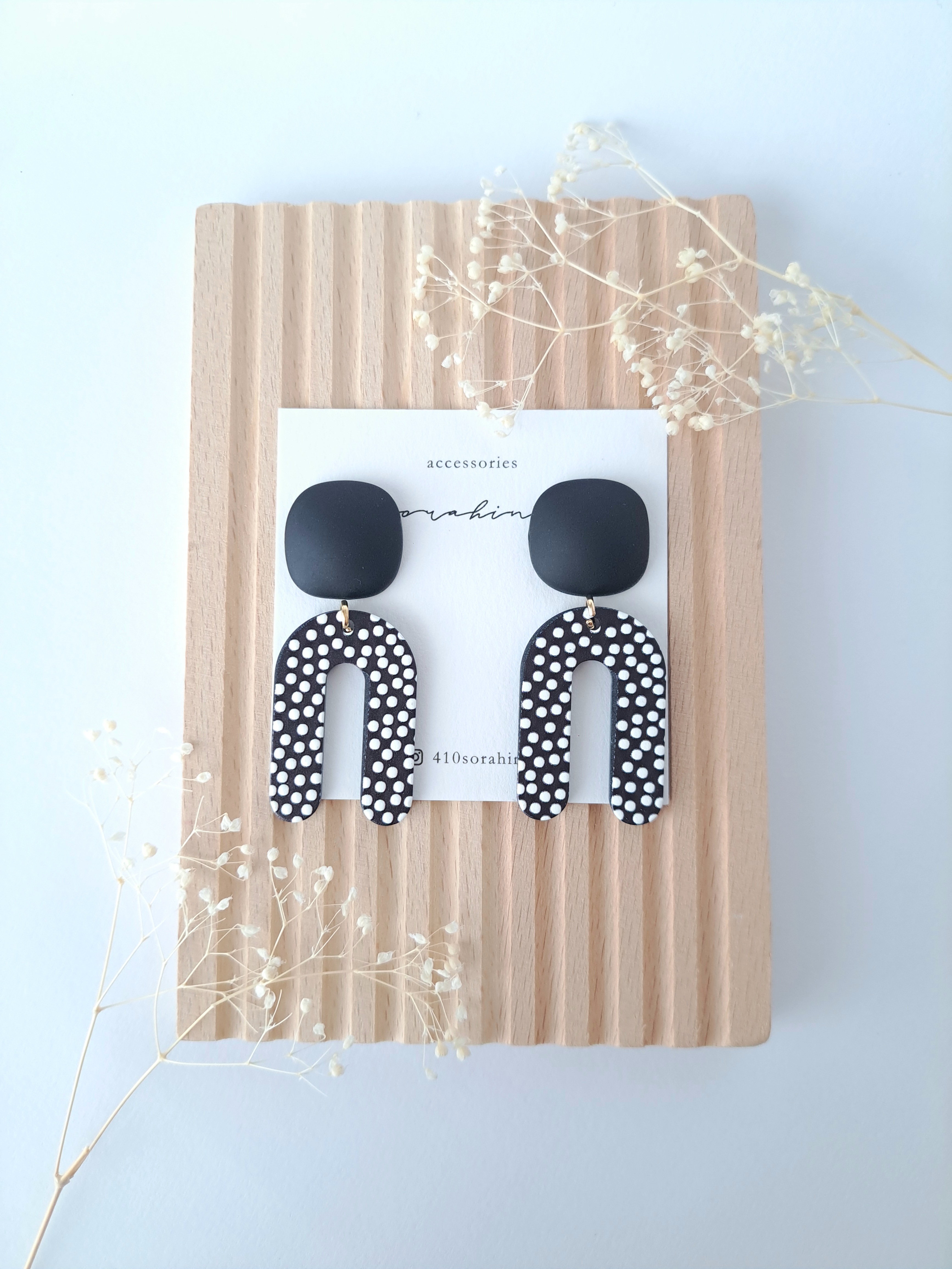 ★c "mode in the retro…" 秋 冬 大ぶり モード ドット ピアス/イヤリング1枚目の画像